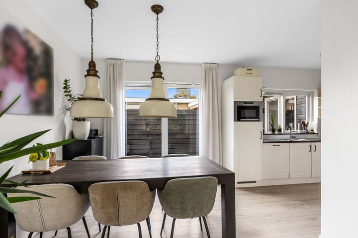 Photo 17 of De Helling 43