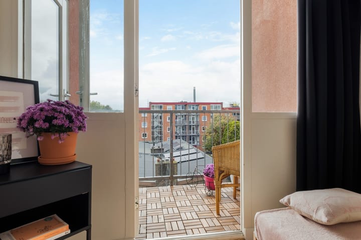 Foto 16 van Réaumurlaan 10-2