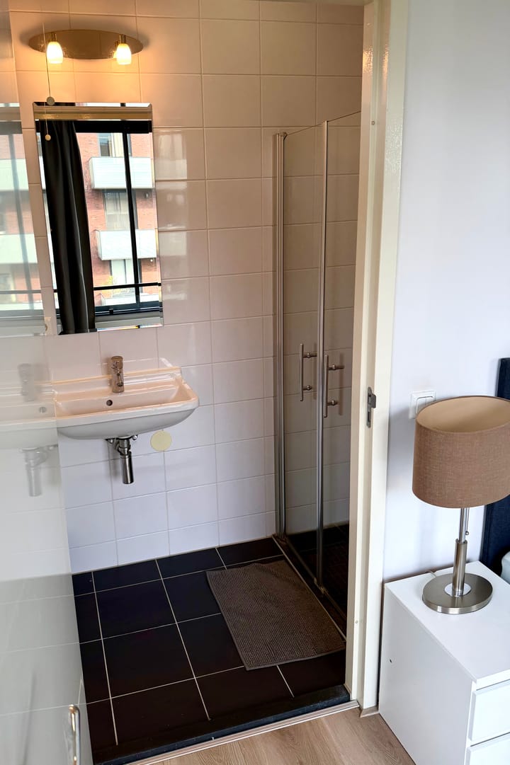 Photo 12 of Westerdok 628