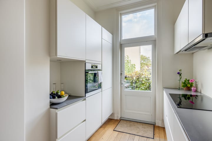 Foto 11 van F.C. Dondersstraat 48