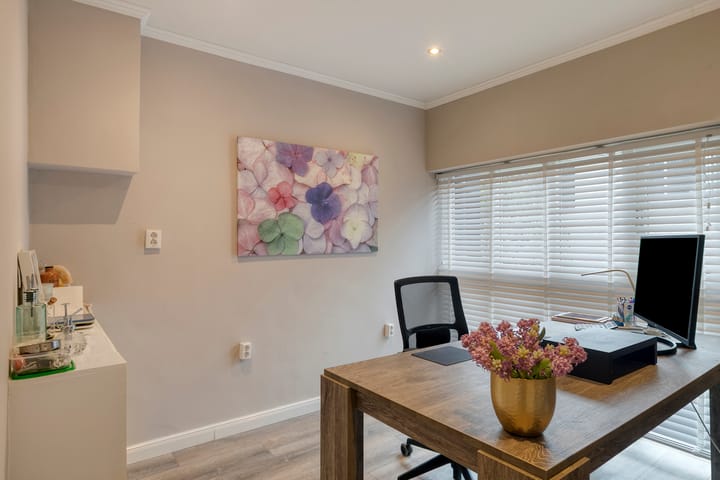 Foto 24 van Larenseweg 23