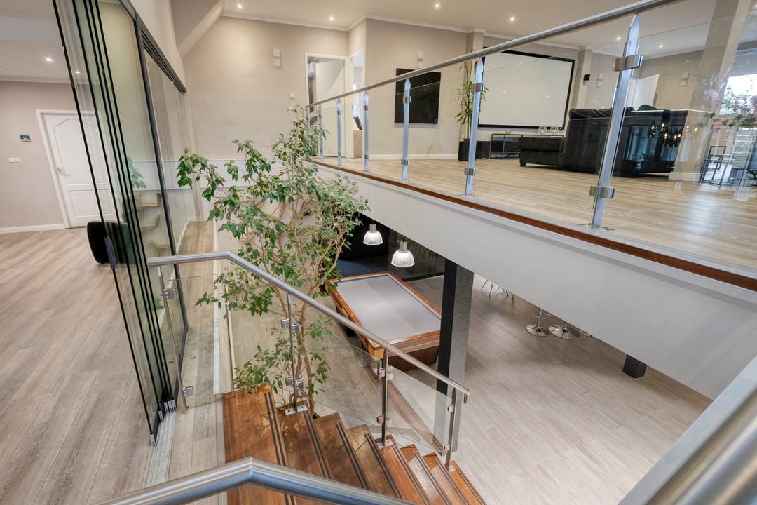 Photo 16 of Larenseweg 23