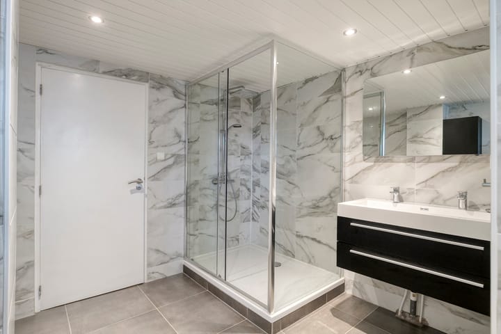 Foto 32 van Larenseweg 23