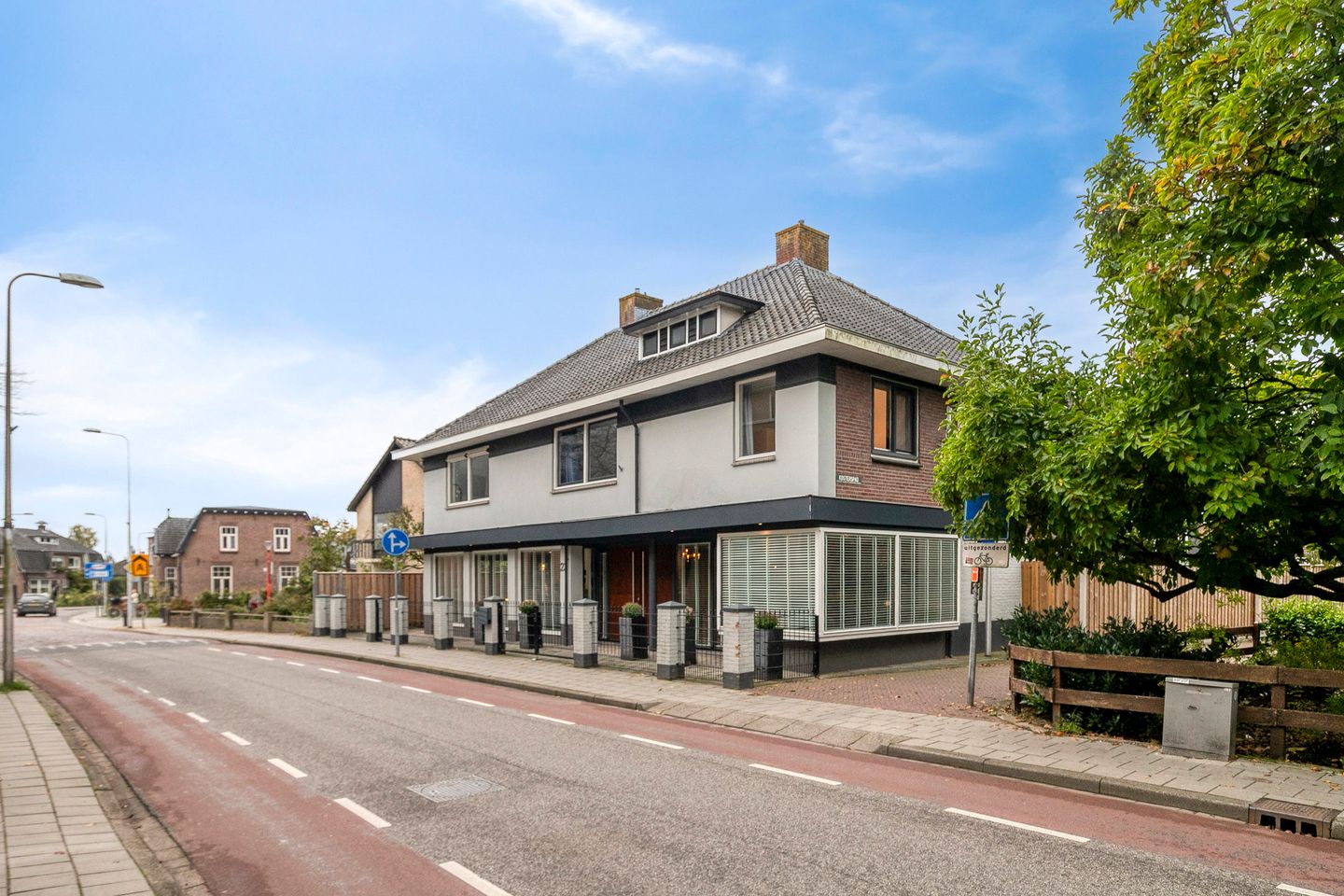 Photo 50 of Larenseweg 23