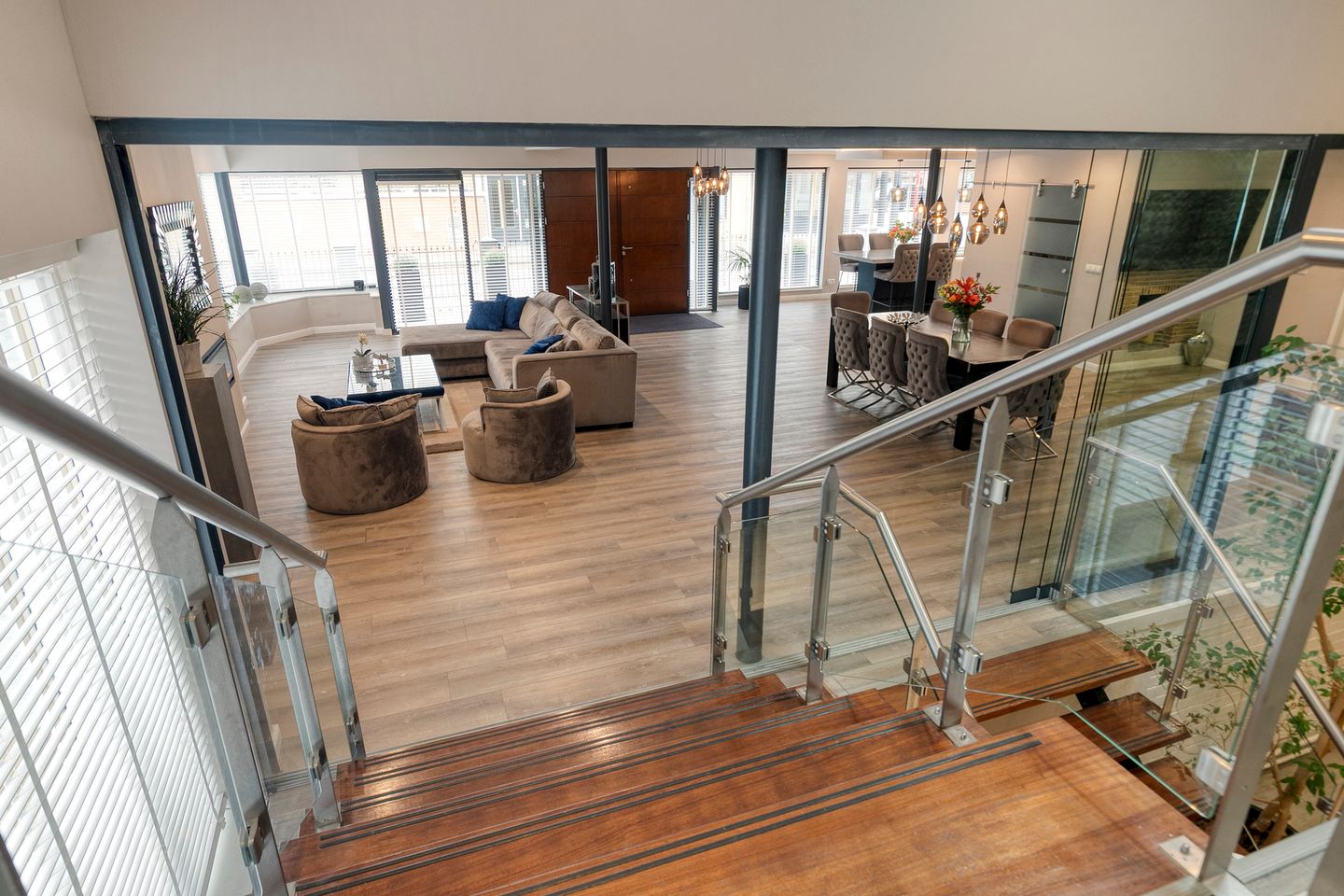 Photo 5 of Larenseweg 23