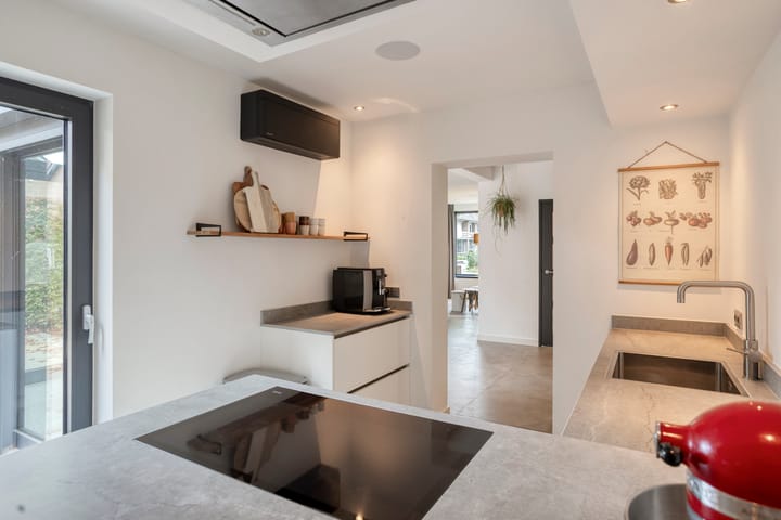 Photo 16 of Saturnusstraat 33