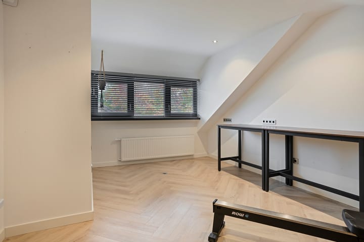 Photo 35 of Saturnusstraat 33