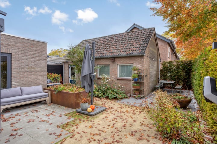 Photo 36 of Saturnusstraat 33