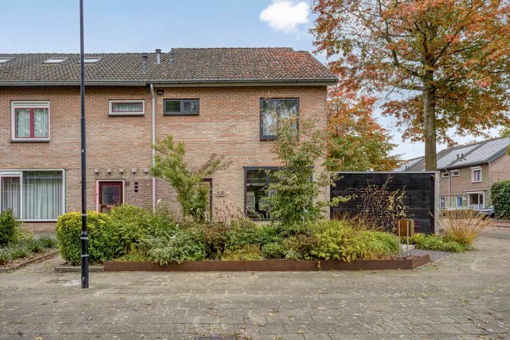 Photo 42 of Saturnusstraat 33