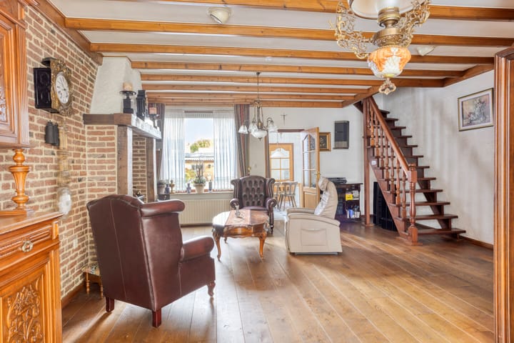 Foto 11 van Voorstraat 49