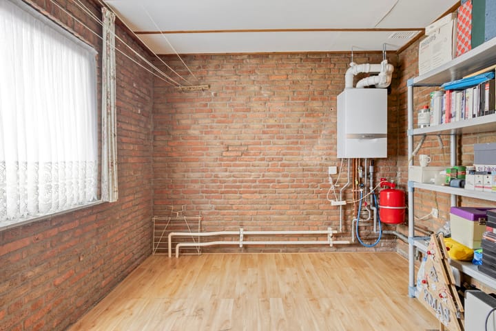 Foto 25 van Voorstraat 49