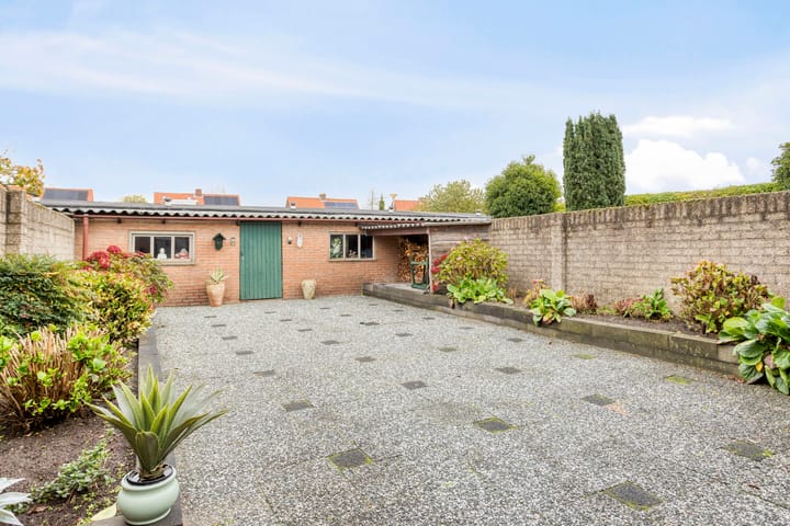 Foto 27 van Voorstraat 49