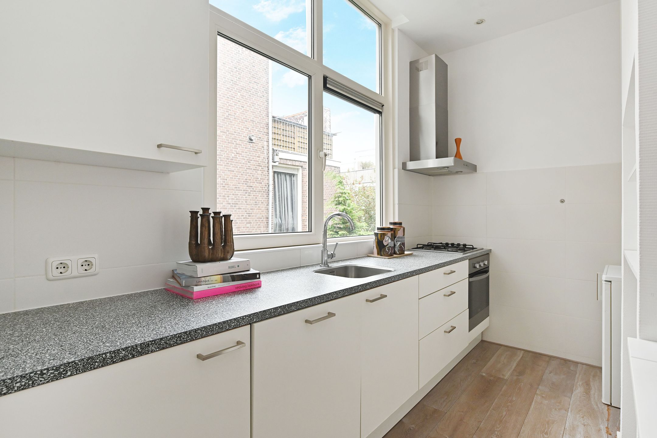 Foto 15 van Pijnboomstraat 40