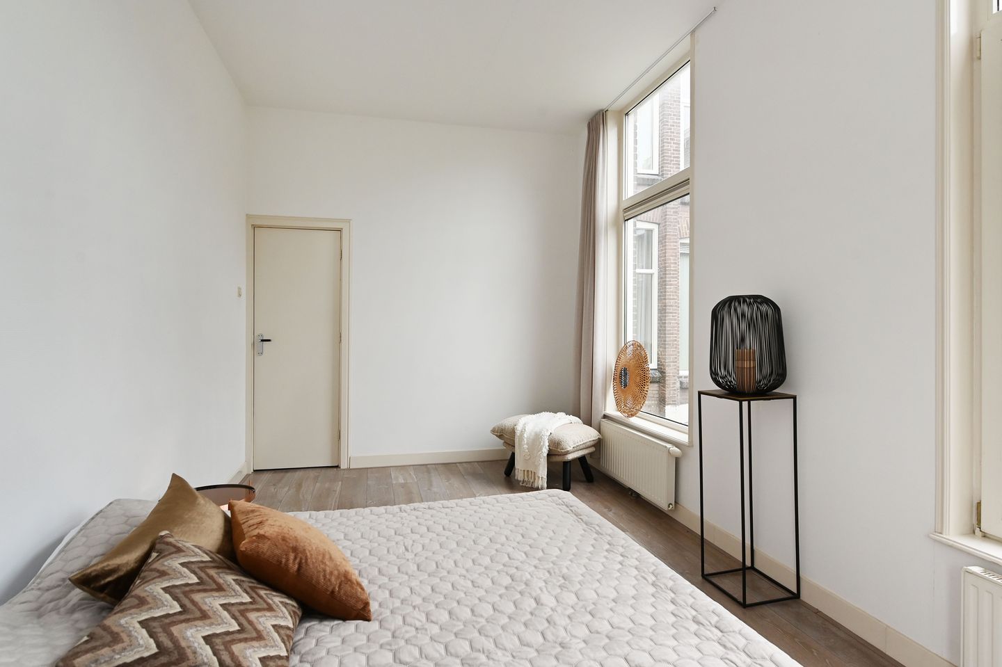 Foto 25 van Pijnboomstraat 40