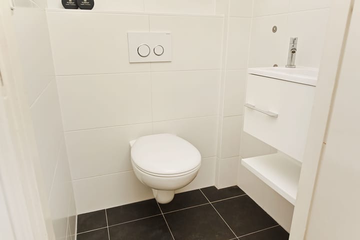 Photo 28 of Pijnboomstraat 40