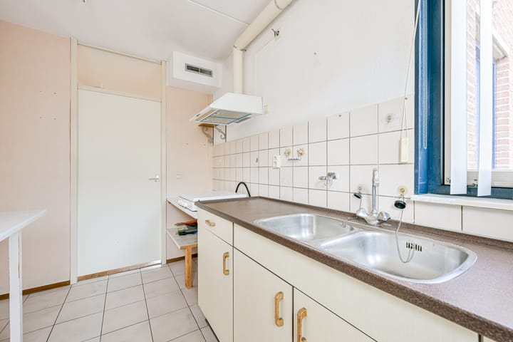 Photo 13 of Ridderstraat 17