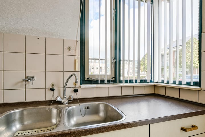 Photo 12 of Ridderstraat 17