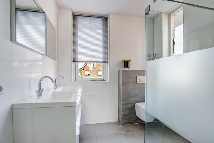 Foto 4 van Van Huessenleede 8