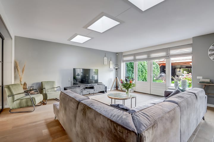 Foto 11 van Van Huessenleede 8