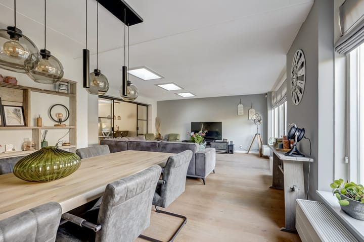 Foto 19 van Van Huessenleede 8