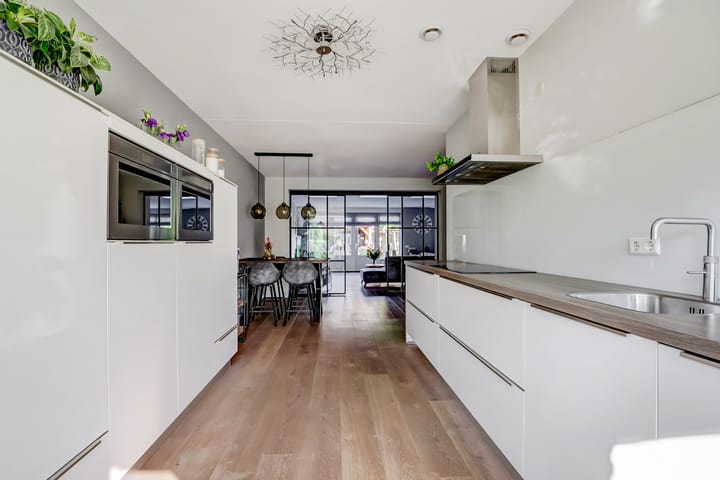 Foto 25 van Van Huessenleede 8