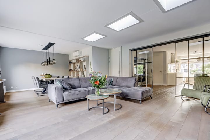 Foto 2 van Van Huessenleede 8