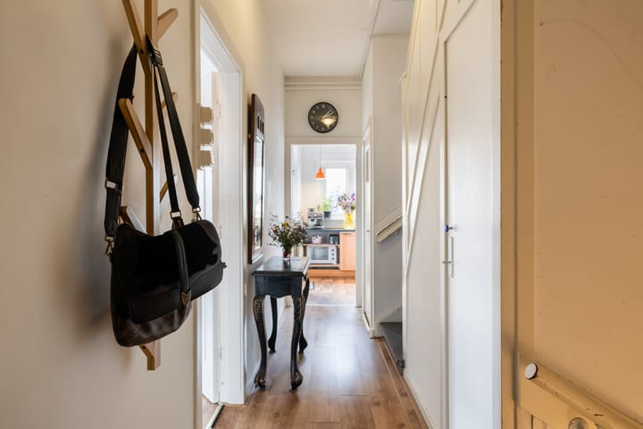 Photo 12 of Jan van Scorelstraat 141