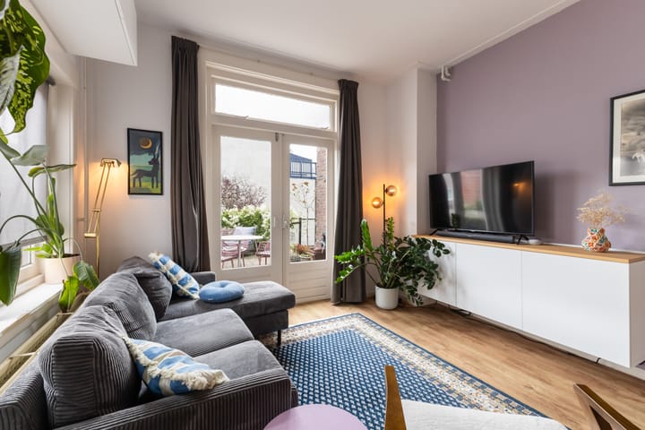 Photo 17 of Jan van Scorelstraat 141