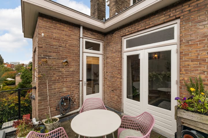 Photo 30 of Jan van Scorelstraat 141