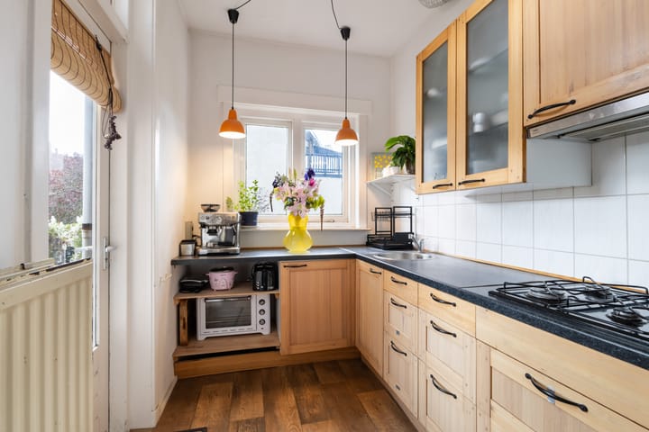 Photo 46 of Jan van Scorelstraat 141