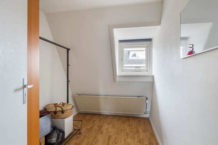 Photo 54 of Jan van Scorelstraat 141