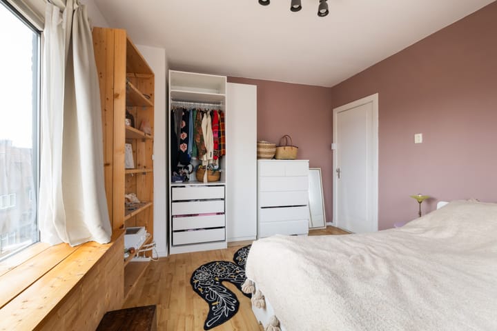 Photo 59 of Jan van Scorelstraat 141