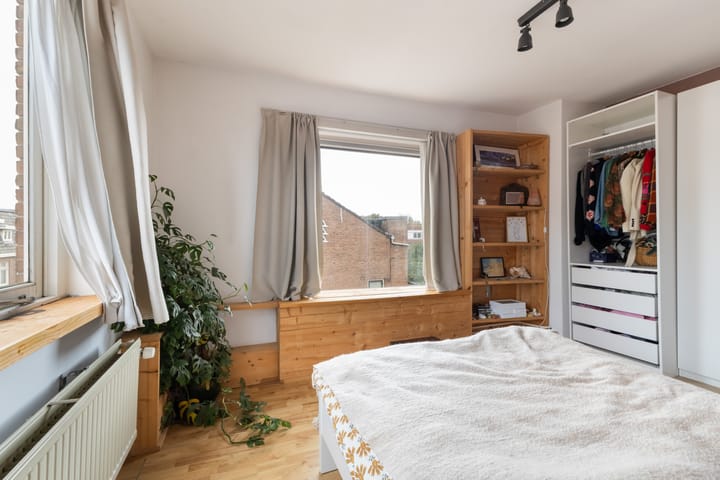 Photo 60 of Jan van Scorelstraat 141