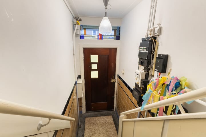 Photo 10 of Jan van Scorelstraat 141