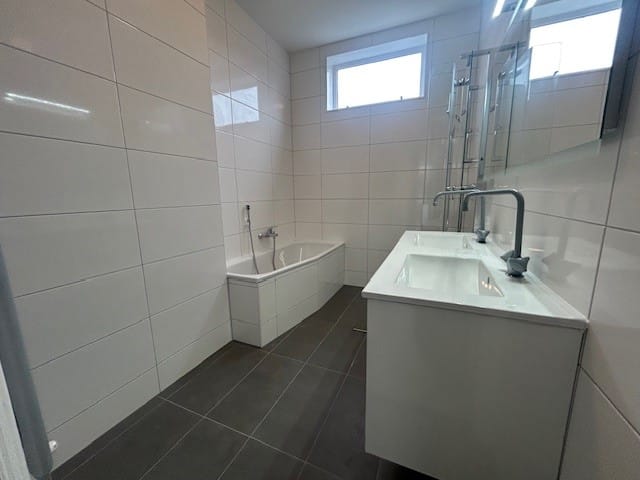 Photo 41 of Van Bylandtstraat 132