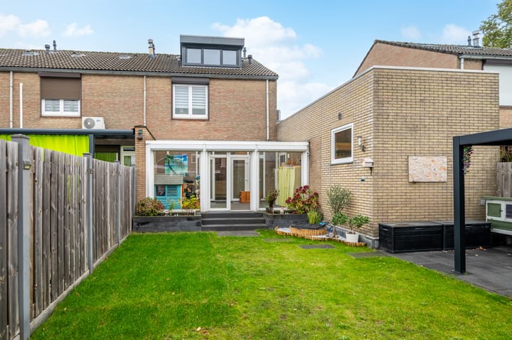 Foto 25 van Margrietstraat 6