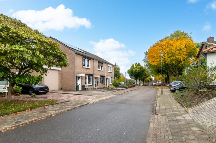 Foto 27 van Margrietstraat 6