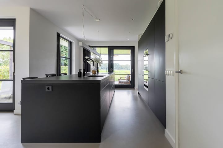 Foto 10 van Zuidbargerstraat 32