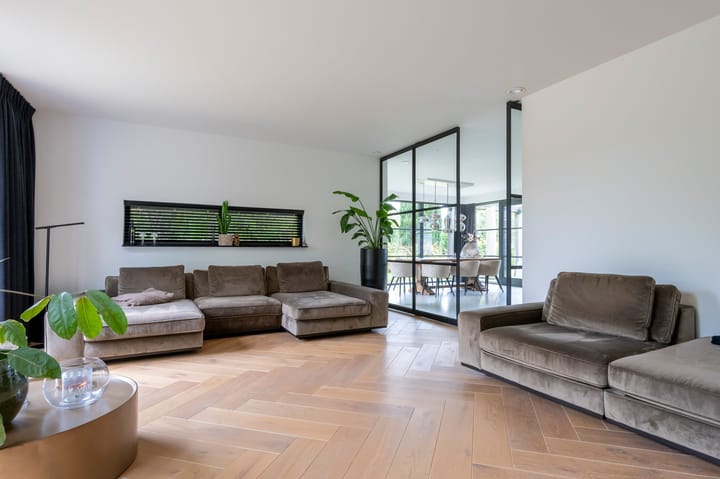 Foto 15 van Zuidbargerstraat 32