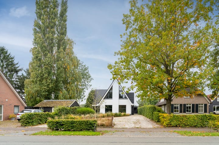 Foto 46 van Zuidbargerstraat 32