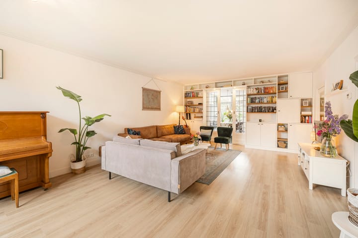 Photo 2 of Beatrixstraat 39