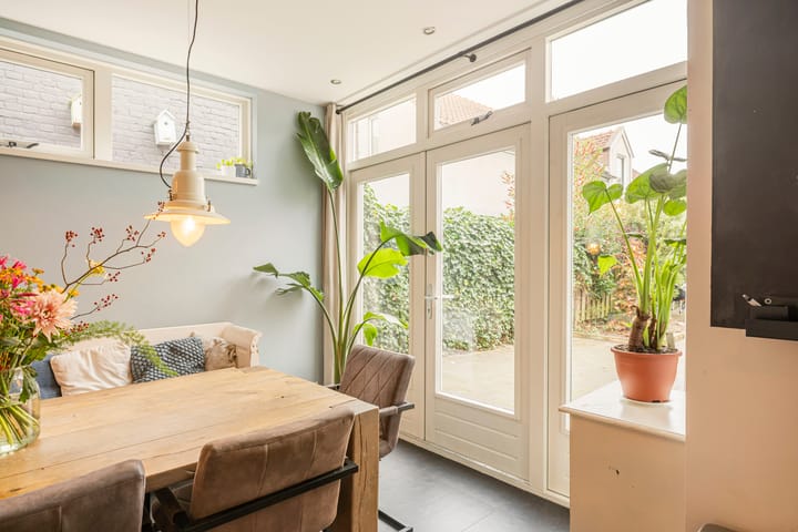 Photo 10 of Beatrixstraat 39