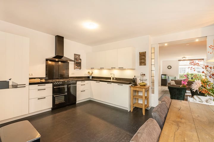 Photo 12 of Beatrixstraat 39