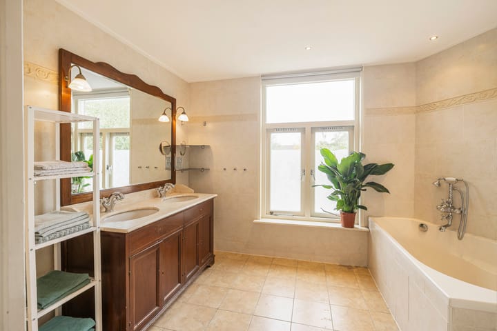 Photo 20 of Beatrixstraat 39