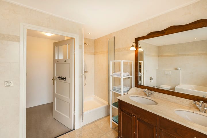 Photo 22 of Beatrixstraat 39