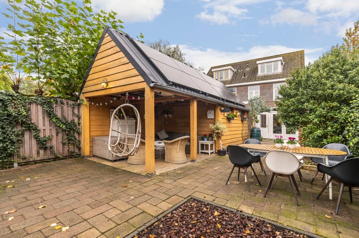 Photo 30 of Beatrixstraat 39