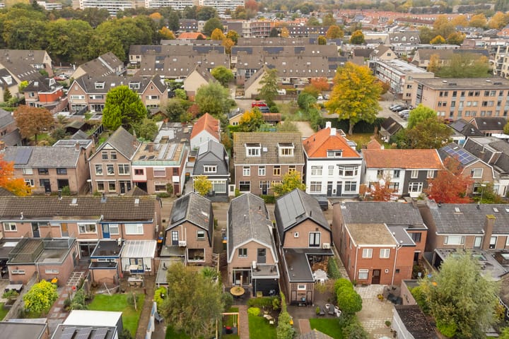 Photo 36 of Beatrixstraat 39