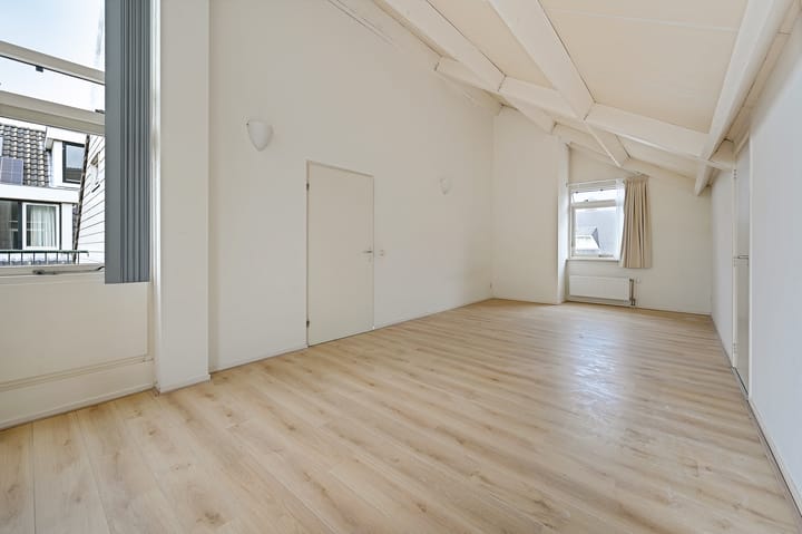 Photo 33 of Laurentiusweer 14