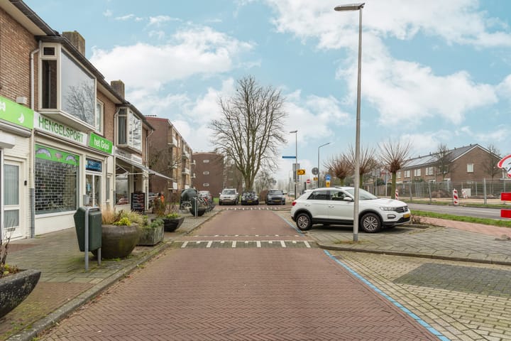 Burgemeester Jur. Visserlaan 4, Naarden