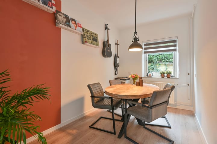 Foto 6 van B. van Rooijenstraat 2